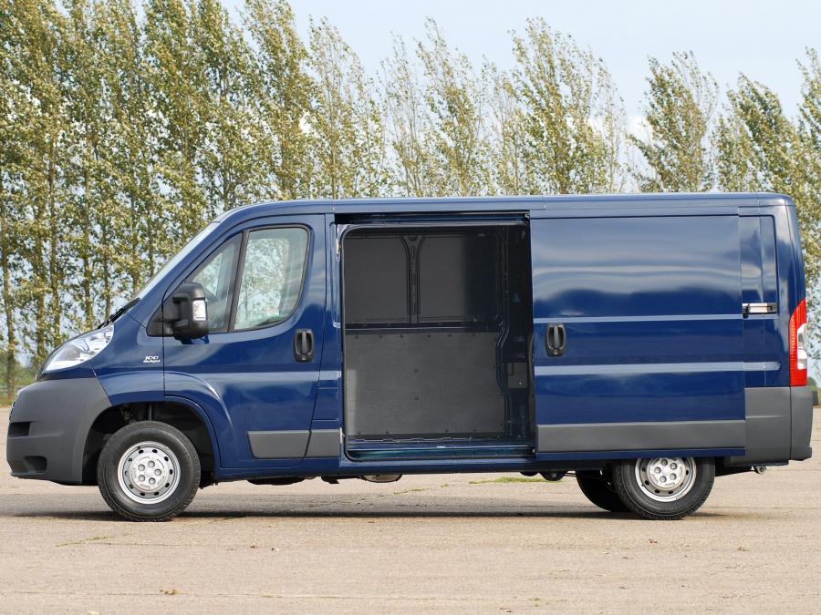  Fiat Ducato Van 2006 года  (UK) (фото 12 из 16)
